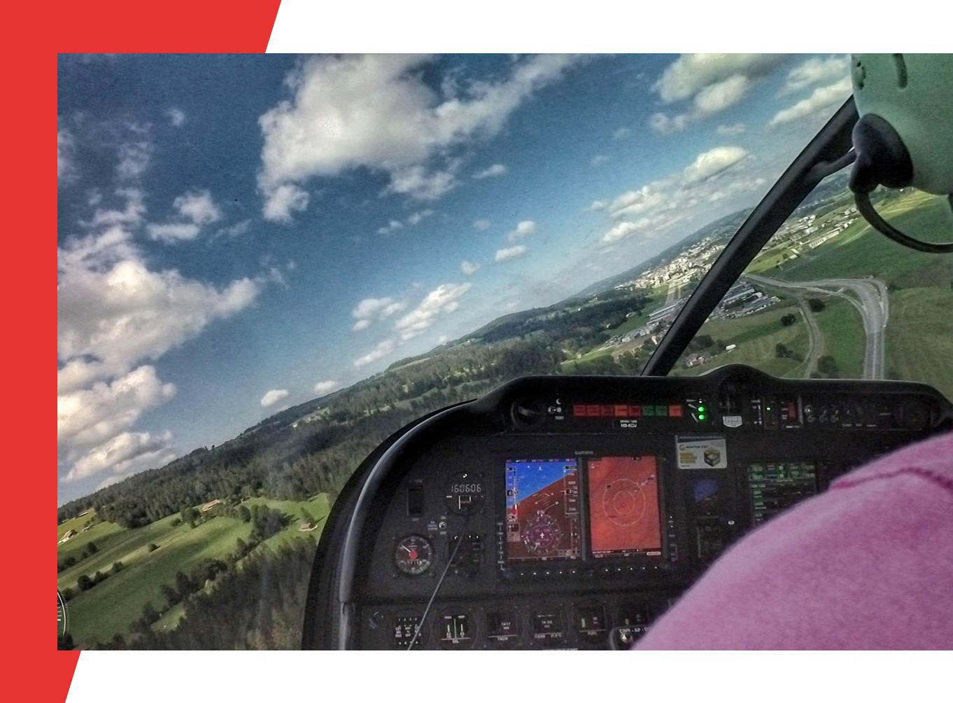 https://www.lausanne-aeroclub.ch/wp-content/uploads/2019/10/plane_DR401.jpg